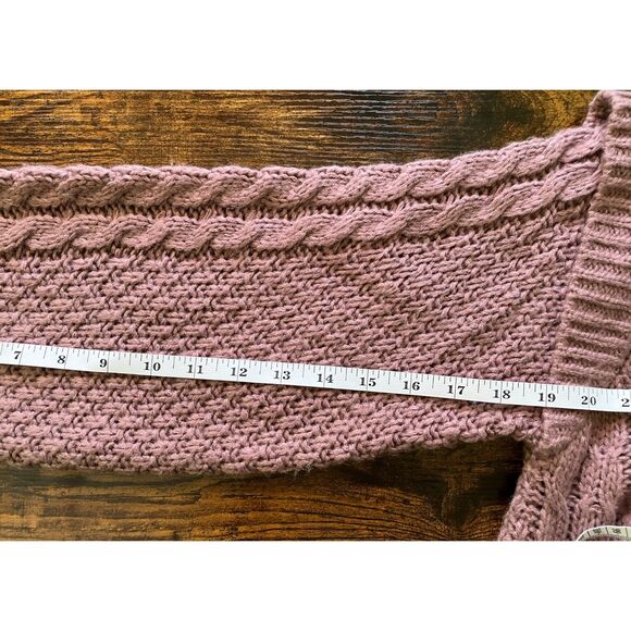 Oak & Trellis cable and loose knit v-neck sweater - Picture 8 of 8